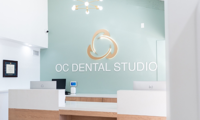 Dental reception desk